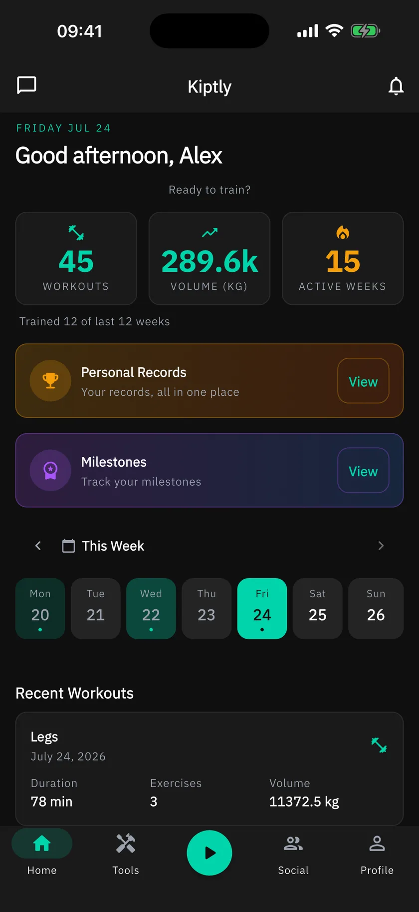 The Kiptly home screen: workouts, total volume and active-week streak, cards for personal records and milestones, and this week's calendar.